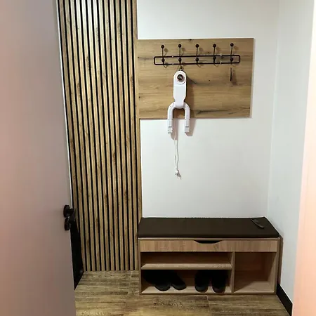 Monarx 1113 * بانسكو